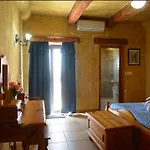 Ferienhaus Ta' Nikola Farmhouse, Xagħra